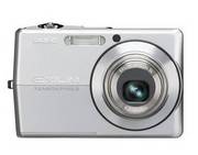 CASIO EXILIM EX-Z700 7.2 Mega Pixel Digital Camera